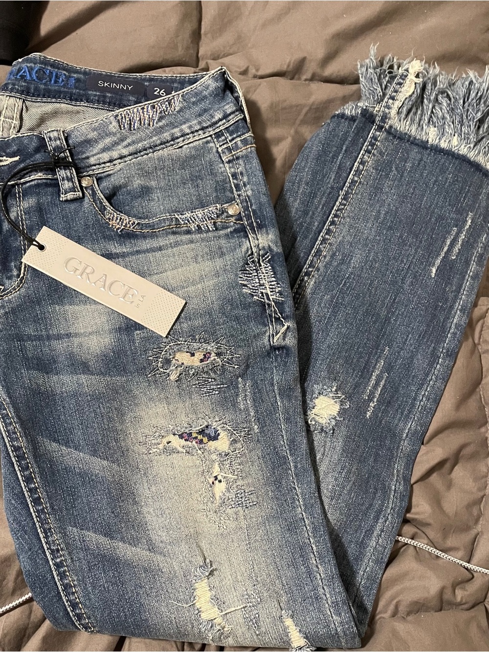 New w/tag Grace Distressed jeans size 26/2 summer tops S/M Bra Womens Bundle Lot